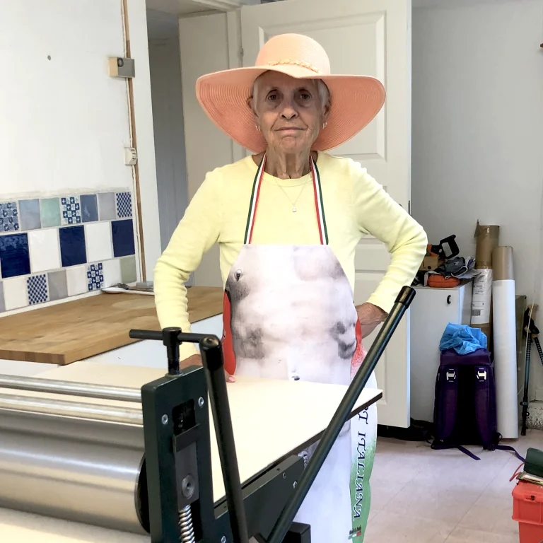 Anne Christin Jansen Dornish i atelieret